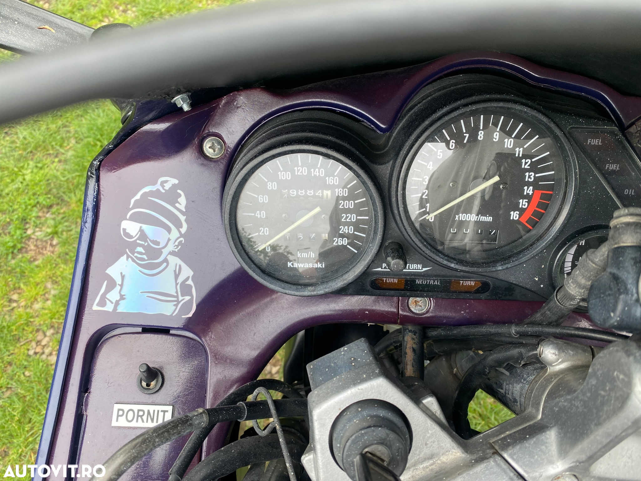 Kawasaki ZZ-R 600 - 11