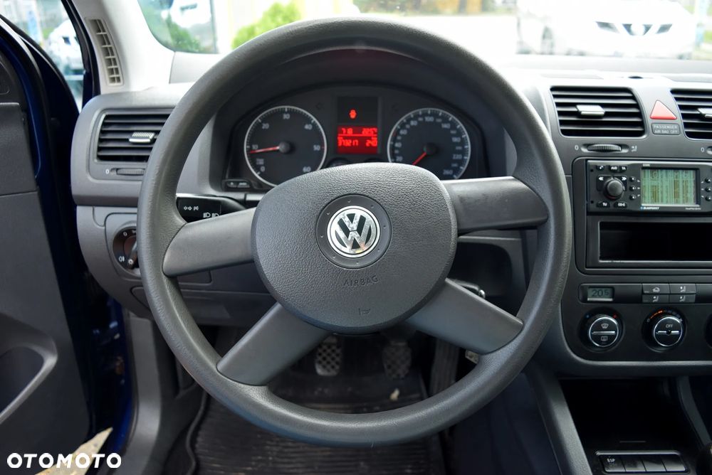 Volkswagen Golf V 1.9 TDI Comfortline - 17
