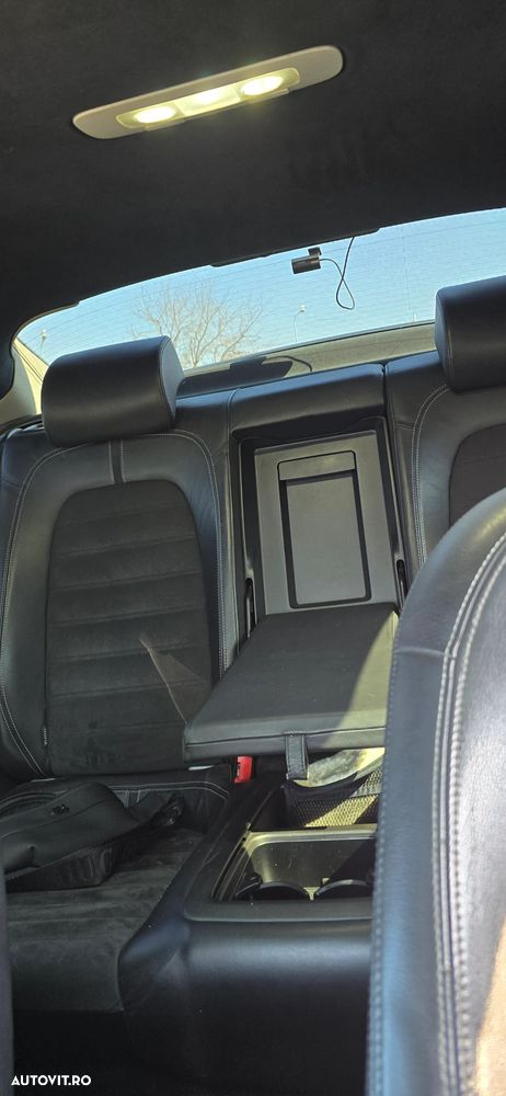 Volkswagen Passat CC - 27