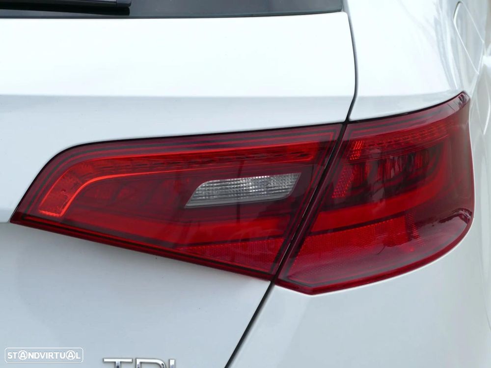 Audi A3 Sportback 1.6 TDI Advance Ultra - 11