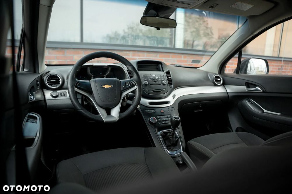 Chevrolet Orlando - 27