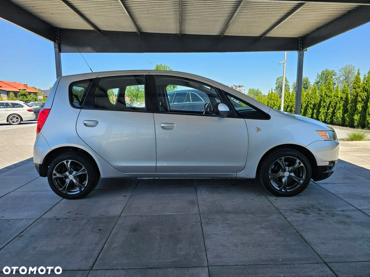 Mitsubishi Colt - 10
