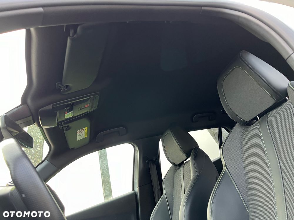 Peugeot 2008 PureTech 130 EAT8 GT - 15