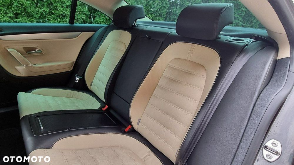 Volkswagen Passat CC - 21