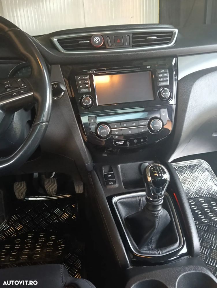 Nissan Qashqai 1.2 DIG-T N-Connecta - 7