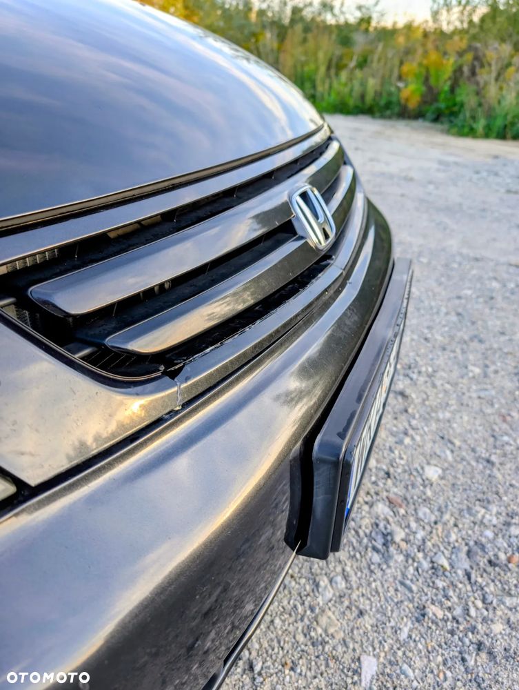 Honda Stream 2.0i ES - 12