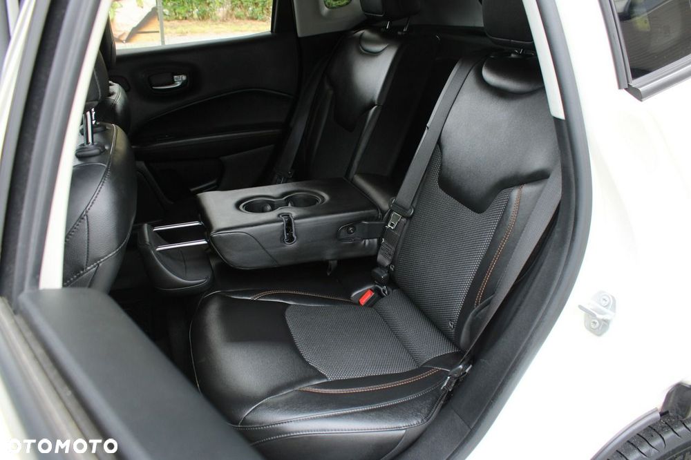 Jeep Compass 1.4 TMair Limited 4WD S&S - 13