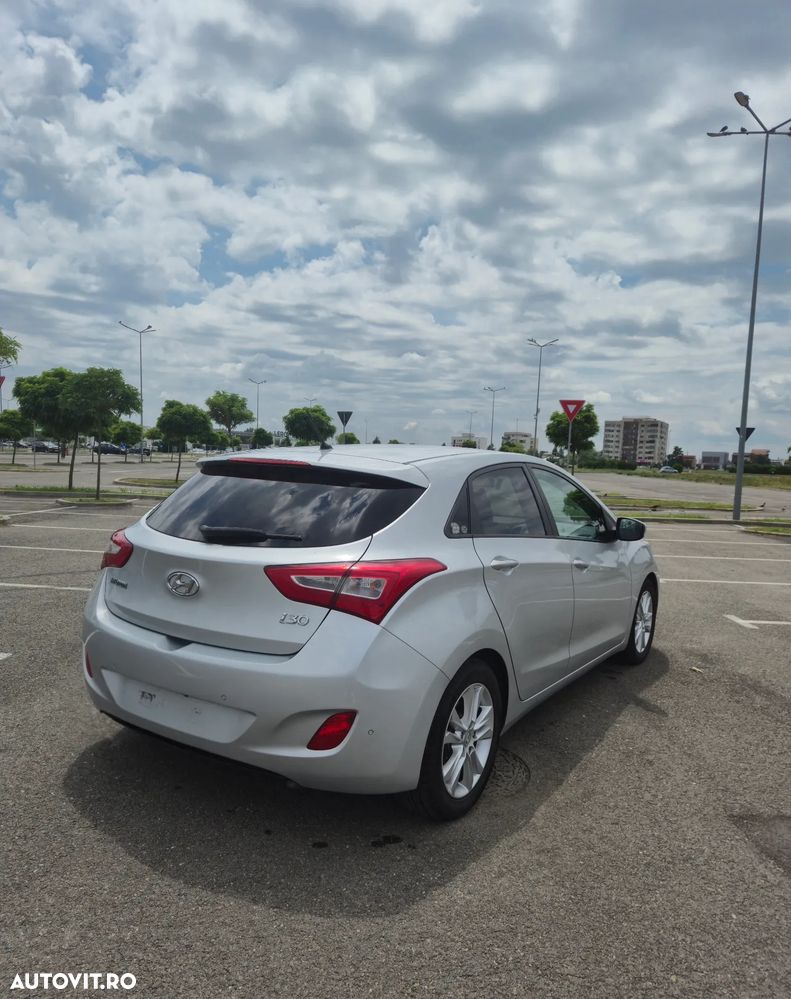 Hyundai i30 1.6 GDI Exclusive Special Edition - 5