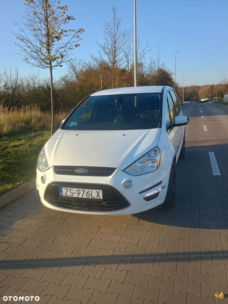 Ford S-Max 2.0 TDCi DPF Titanium - 32