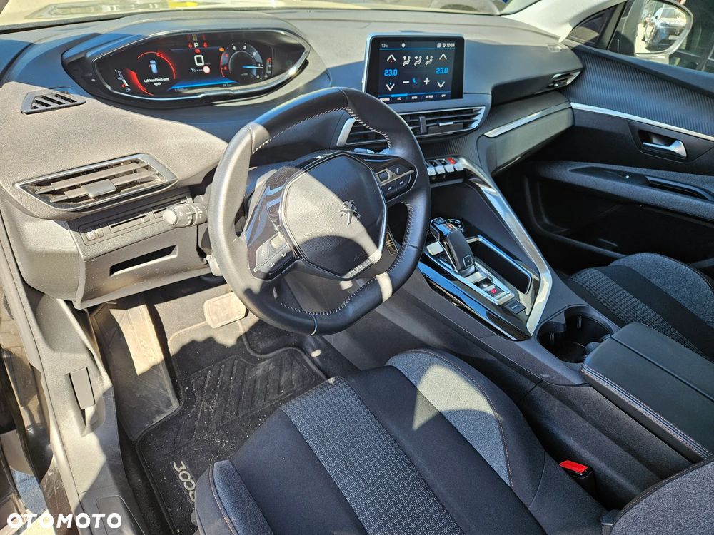 Peugeot 3008 1.5 BlueHDi Allure S&S EAT8 - 15