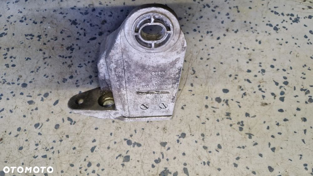 AUDI A4 B5 VW PASSAT B5 ŁAPA PRAWA SKRZYNI BIEGÓW 6 BIEGÓW 8D0399114AH - 2