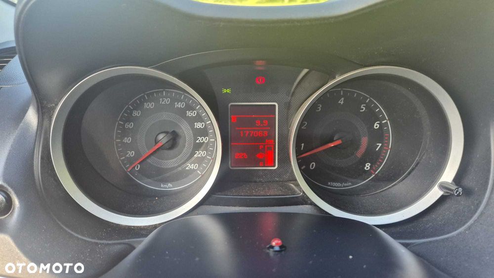 Mitsubishi Lancer - 7