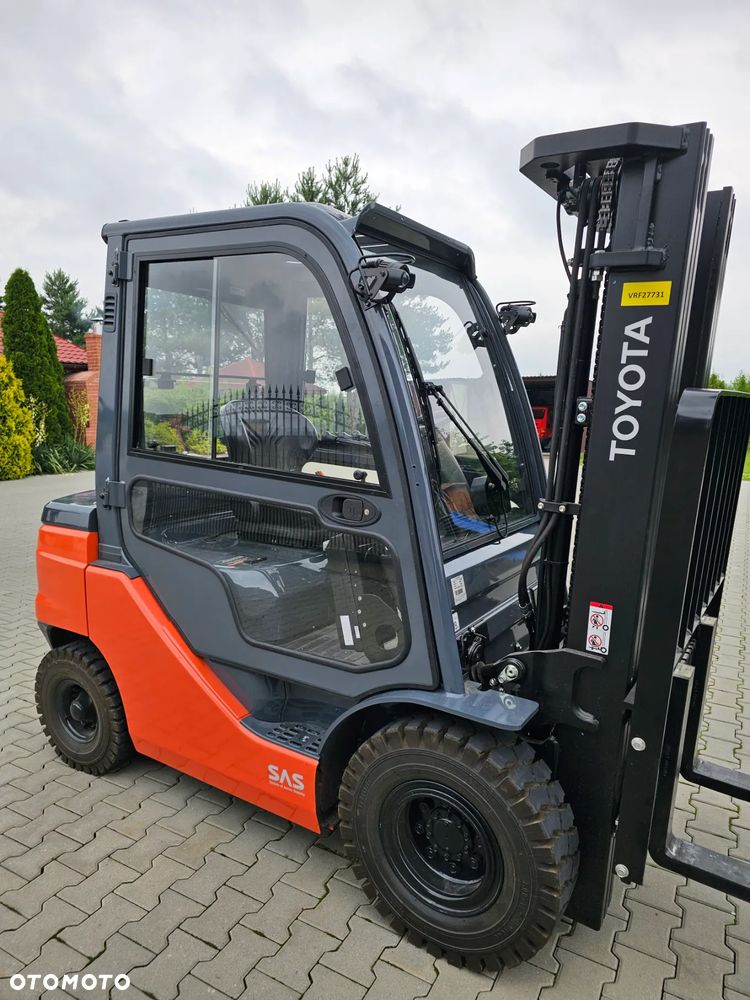 Toyota 02-8FDF25 - 1