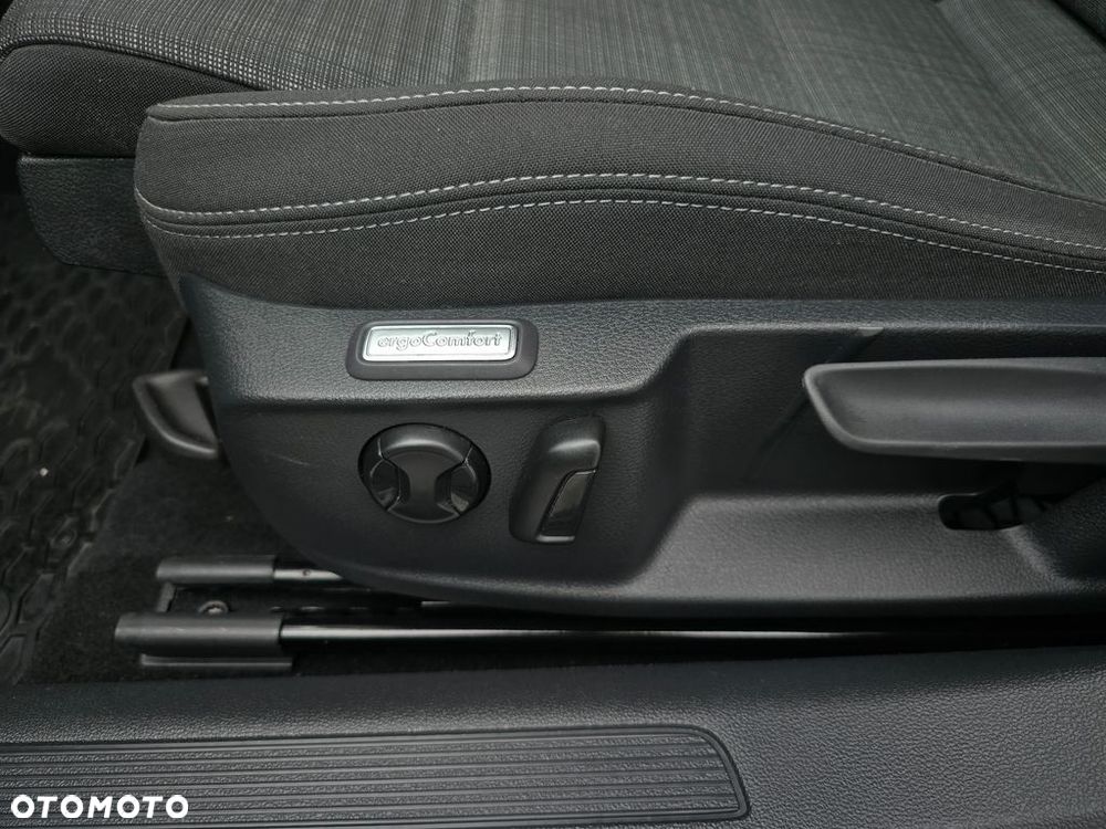 Volkswagen Passat 2022