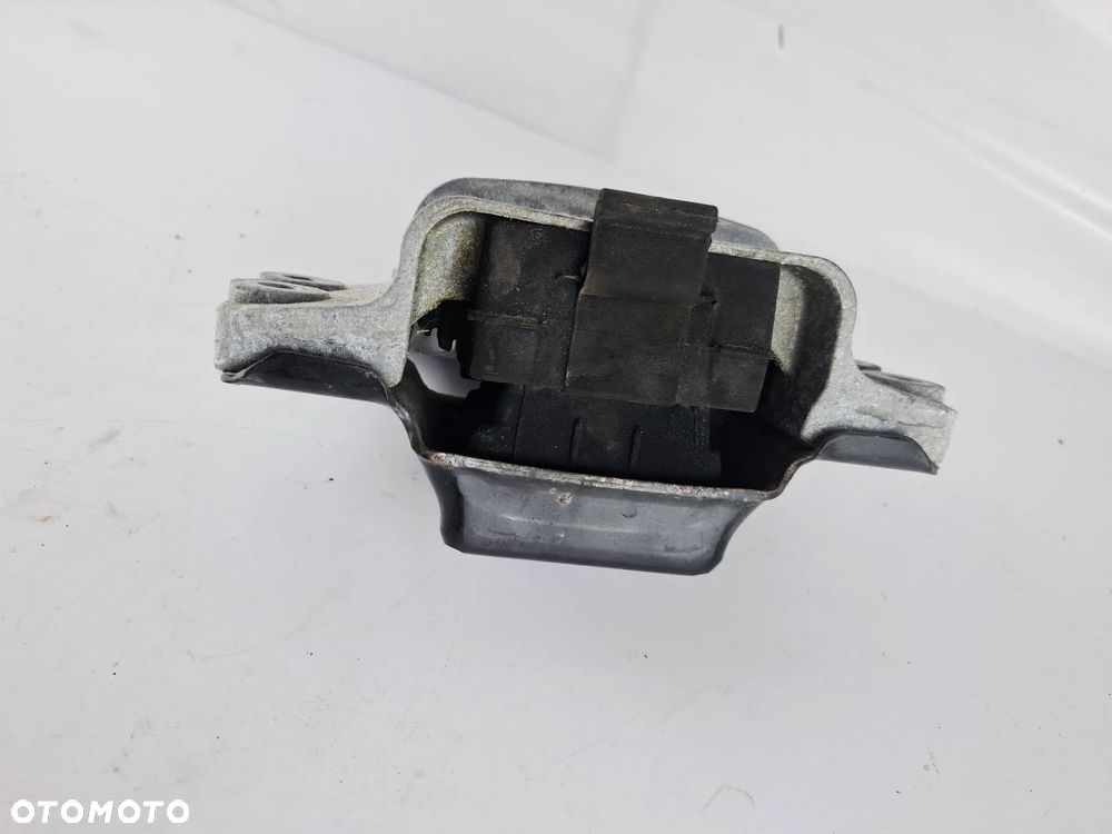 Łapa Poduszka Łożyskowanie Skrzyni Biegów VAG 1K019955CE - 3