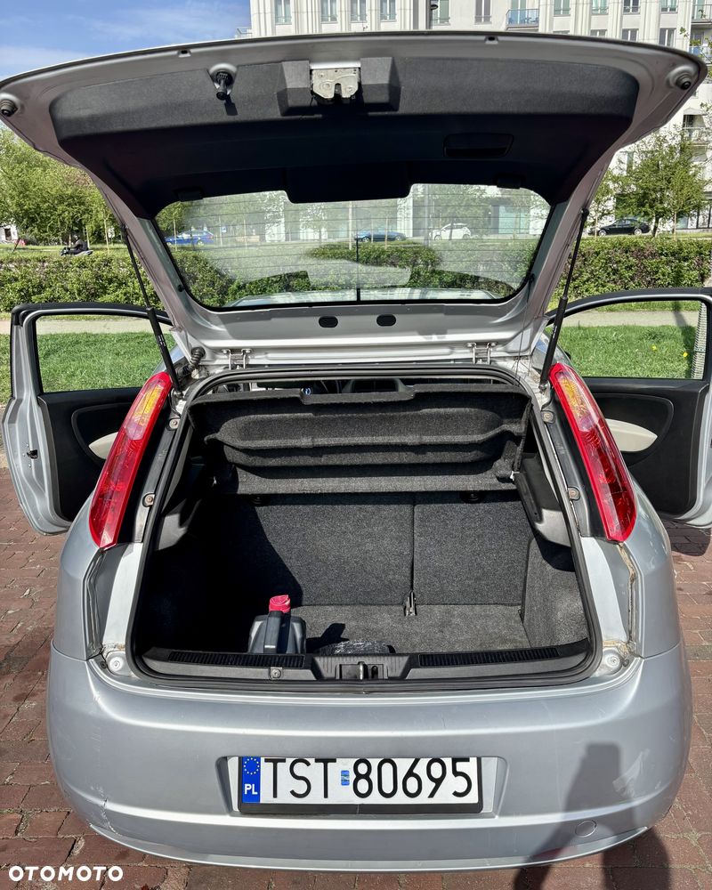 Fiat Grande Punto - 8