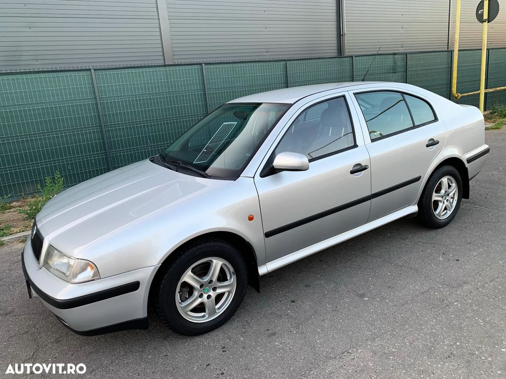 Skoda Octavia - 2