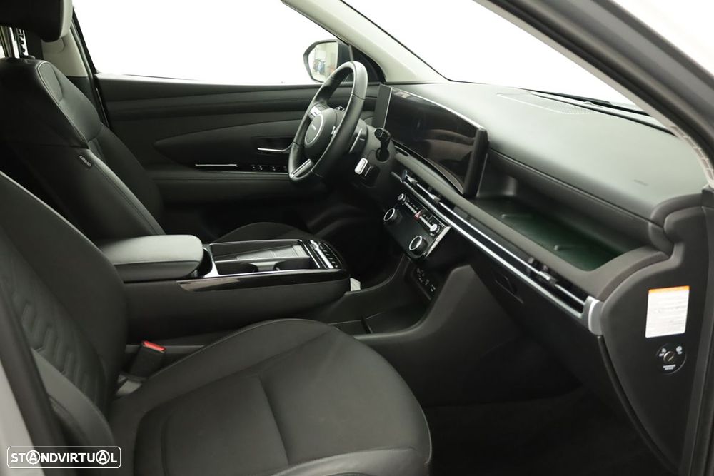 Hyundai Tucson 1.6 T-GDI PHEV e-Vanguard - 23