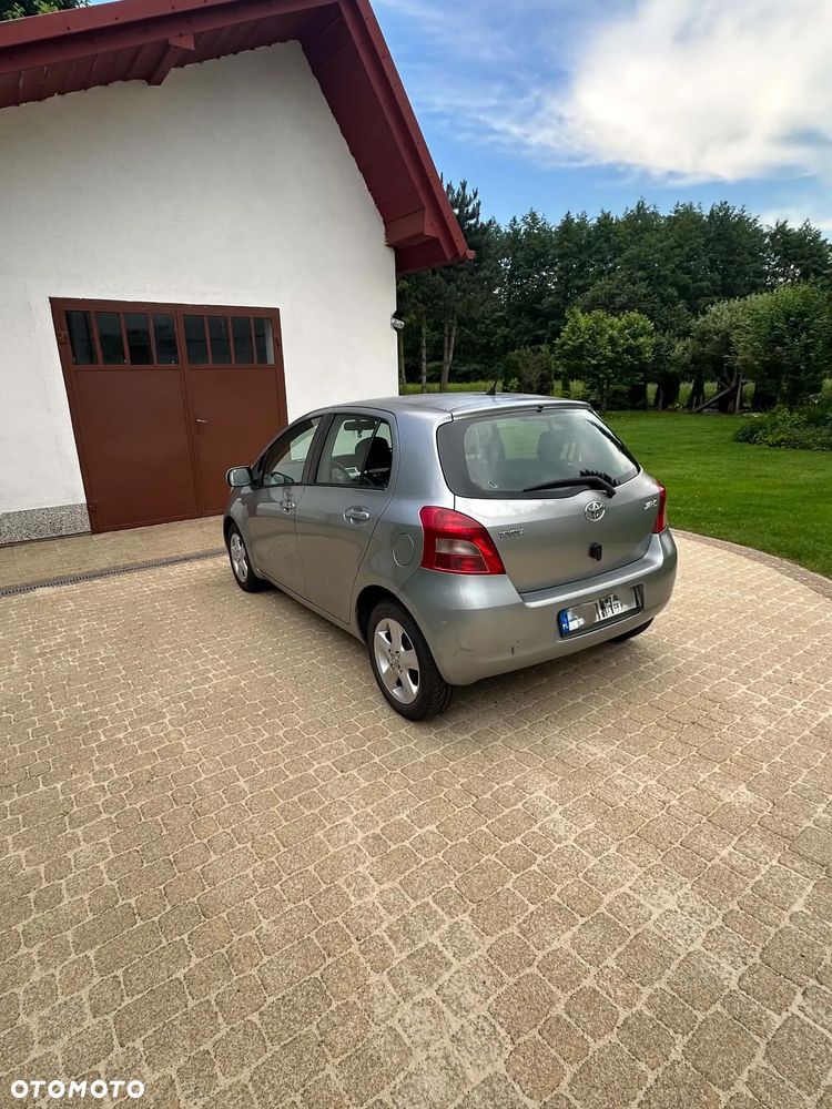 Toyota Yaris 1.0 VVT-i Luna - 6