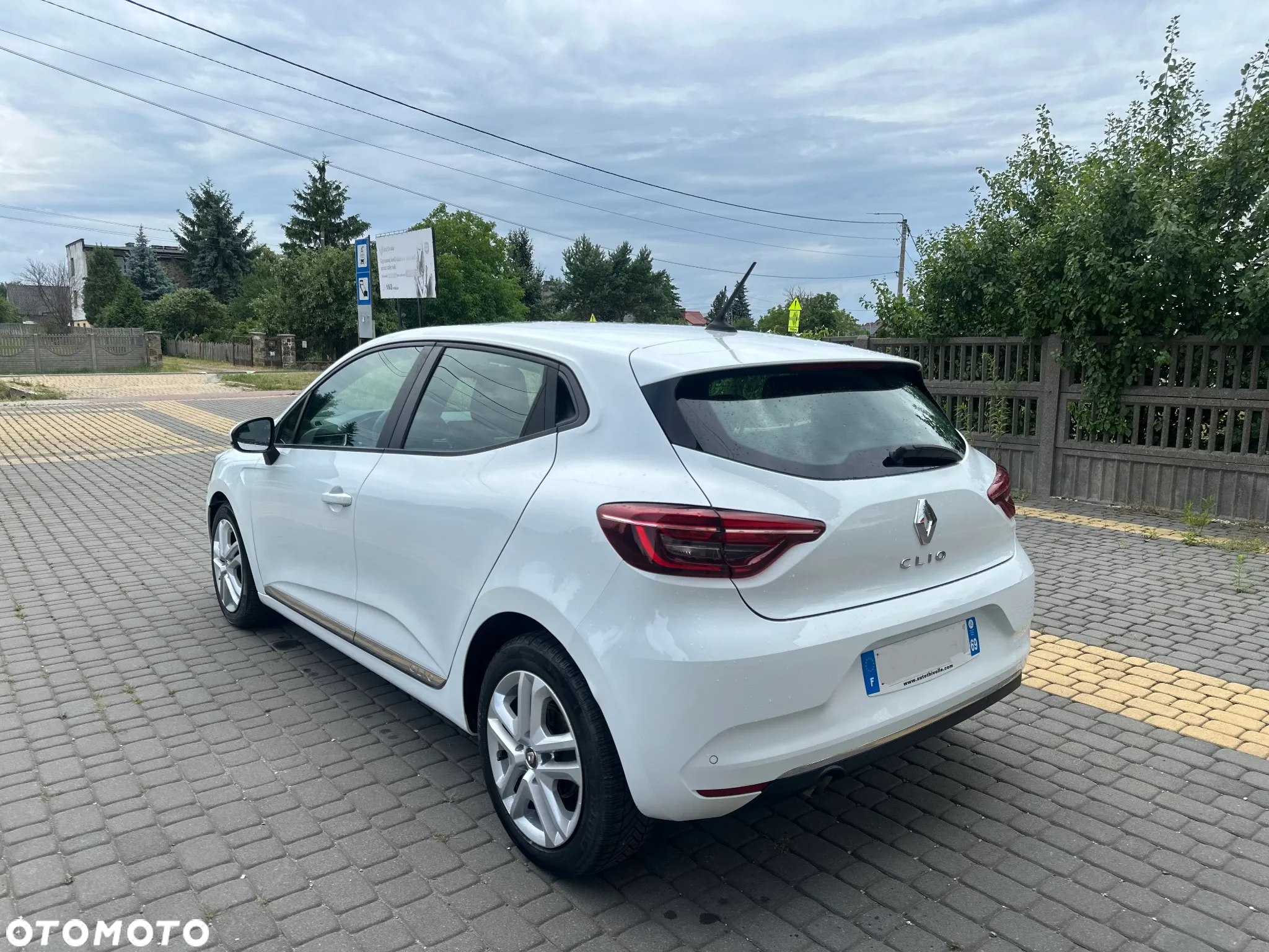 Renault Clio BLUE dCi 85 BUSINESS EDITION - 15