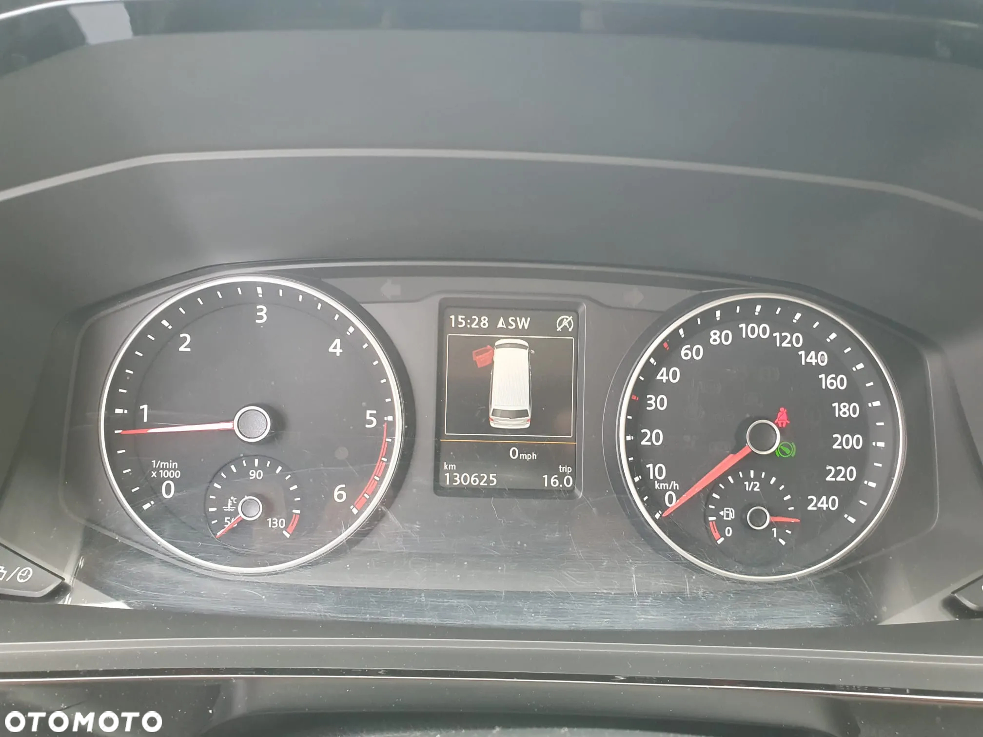 Volkswagen Multivan 2.0 BiTDI L1 Business 4Motion DSG - 8