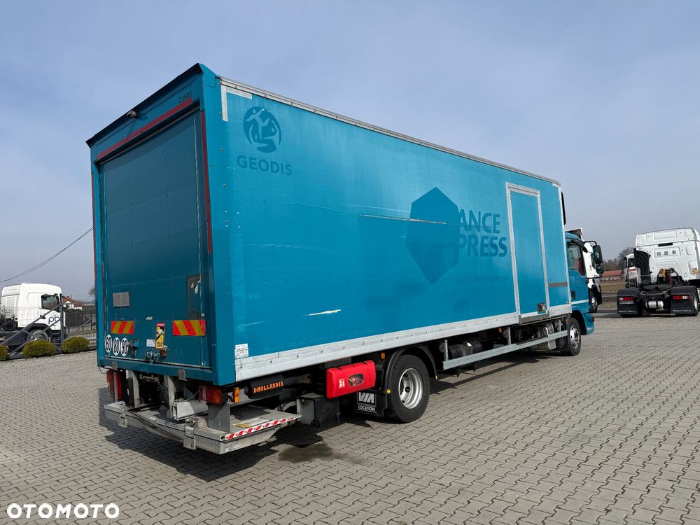 MAN TGL 12.220 / KONTENER + WINDA / 117 000 KM / ROLETA / TYŁ PODUSZKA / Z FRANCJI / STAN BDB / / / - 5