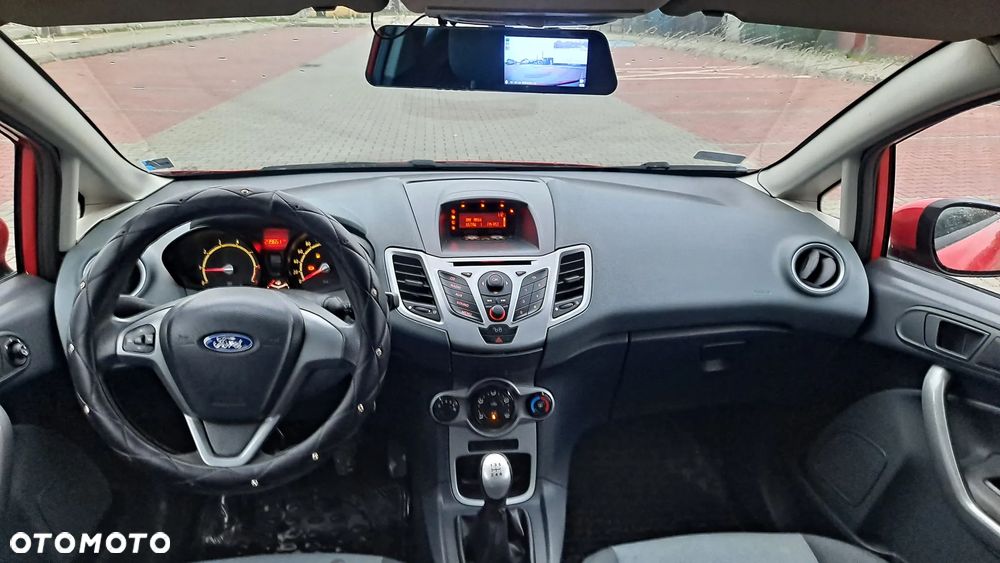 Ford Fiesta - 16