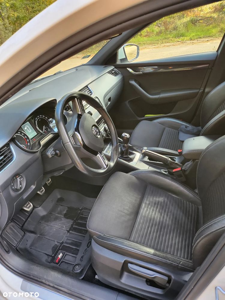 Skoda Octavia 2.0 TDI RS - 3