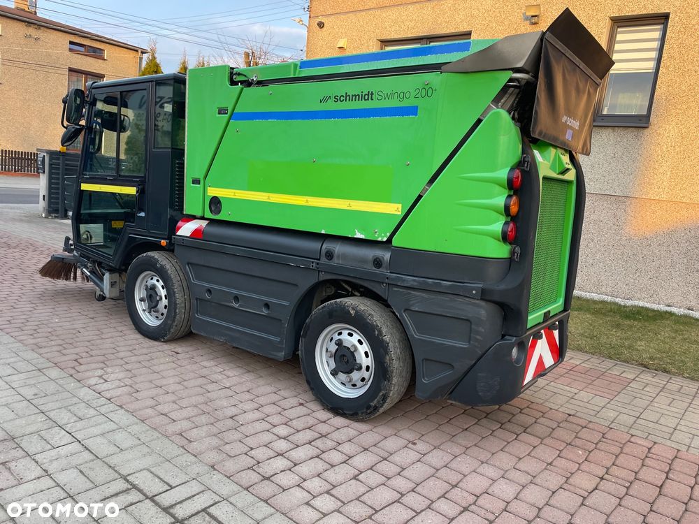 Schmidt Swingo Compact CS 256   200 + Zamiatarka drogowa  zamiatarka chodnikowa uliczna  Swingo 200 +    Super stan 2019 rok - 16