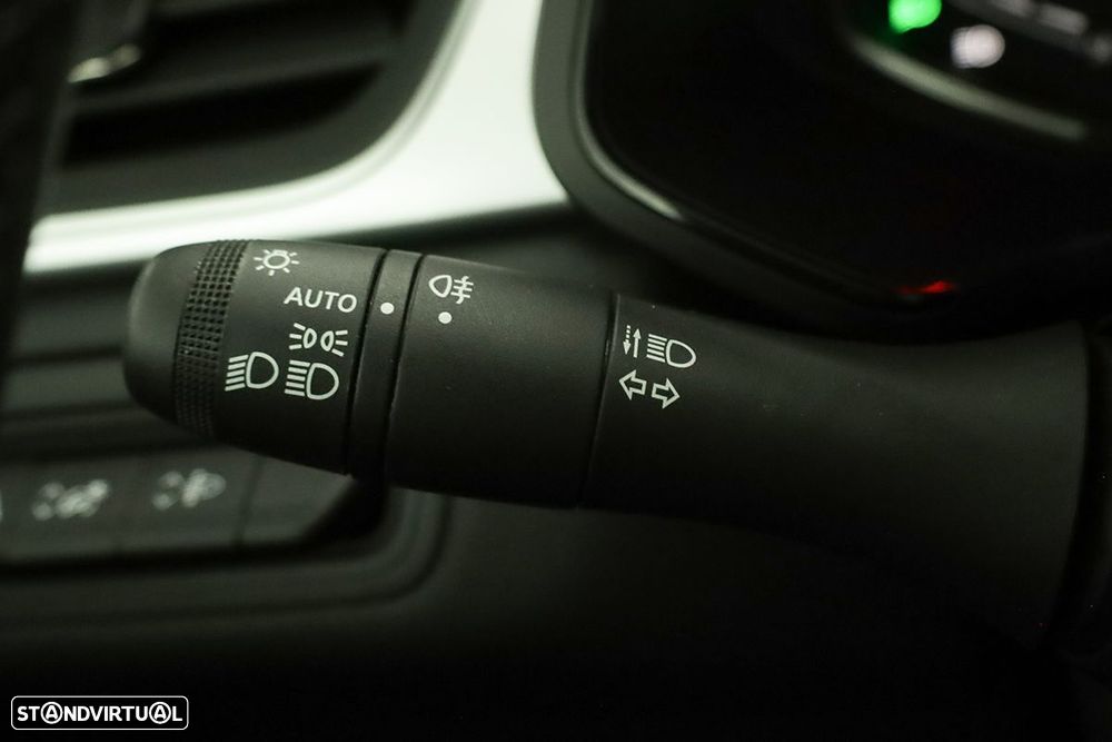 Renault Captur 1.0 TCe Techno Bi-Fuel - 17