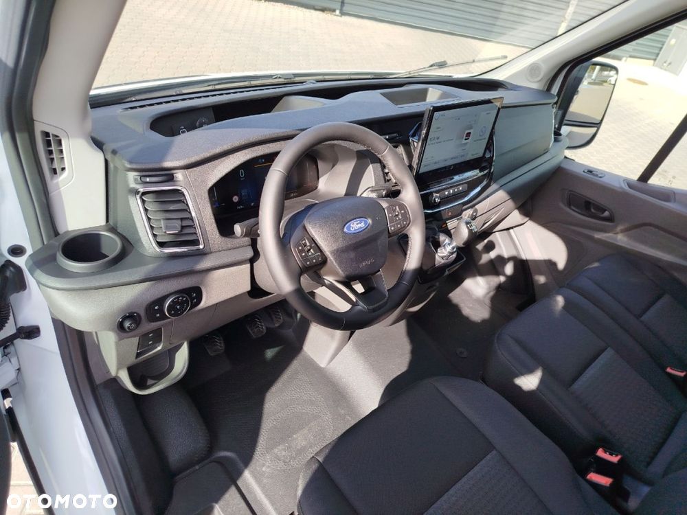 Ford Transit - 11