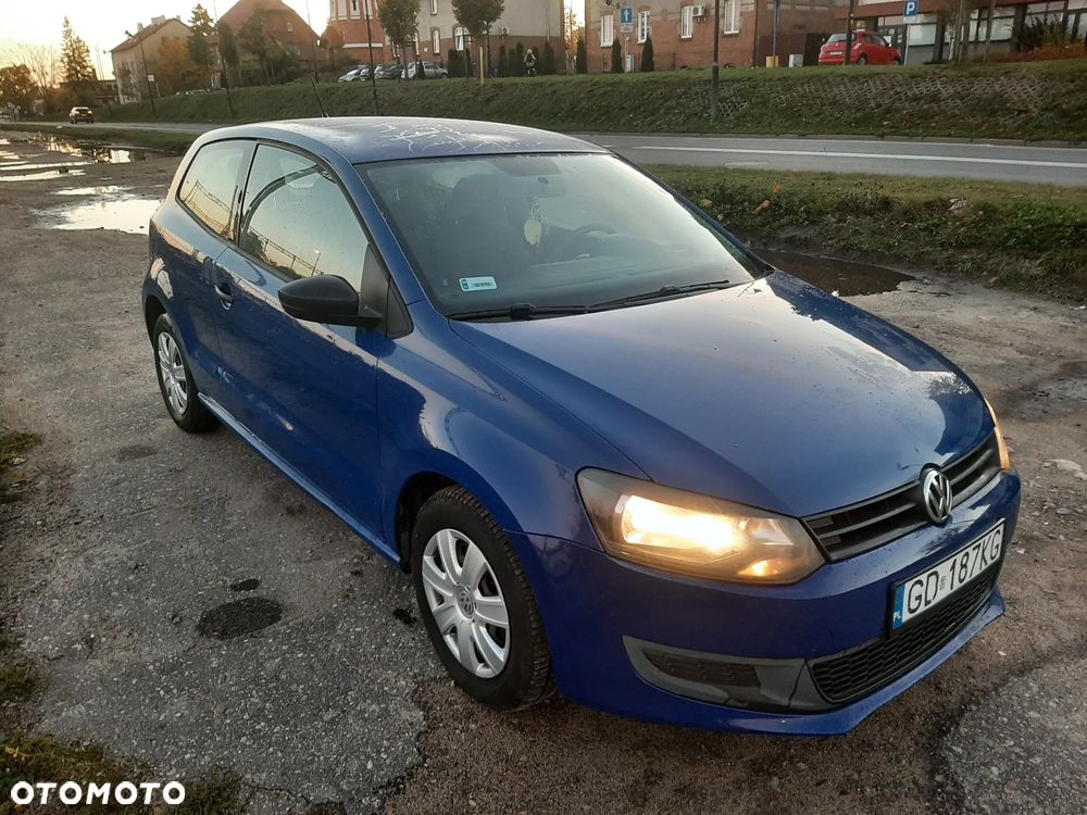 Volkswagen Polo - 2