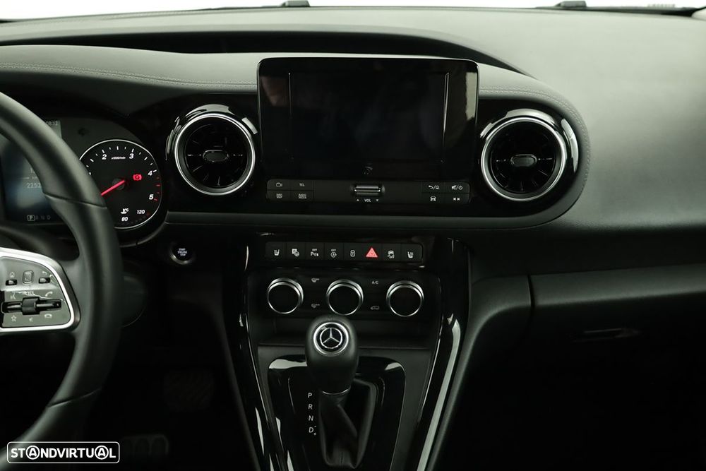 Mercedes-Benz T 180 d Standard - 9