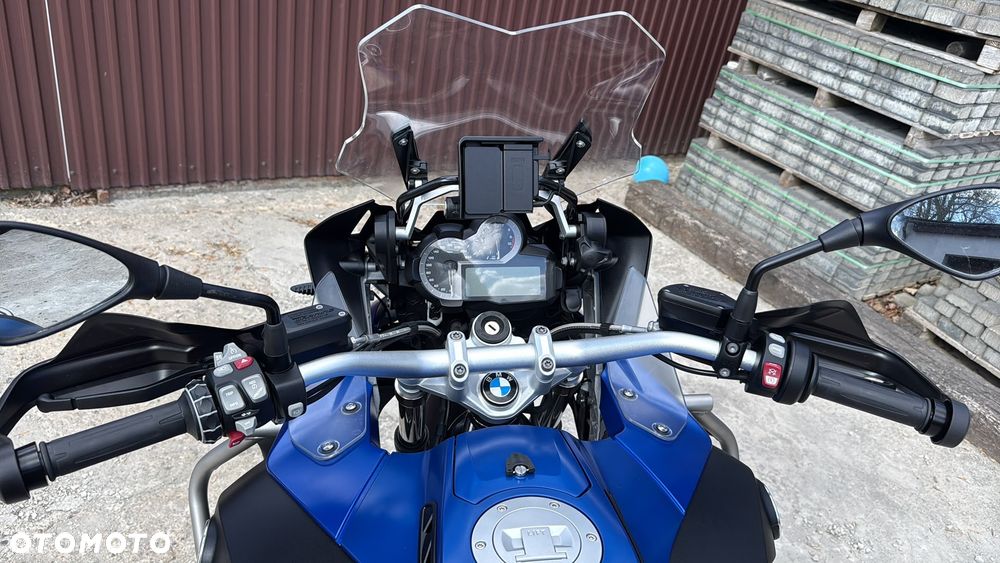 BMW R - 11