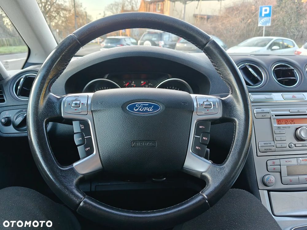 Ford S-Max 2.0 Ambiente - 21