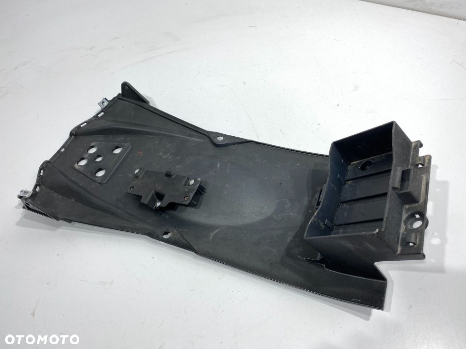 Nadkole tył spód Voge 500 19-22r. CF MOTO - 2