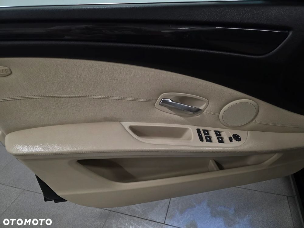 BMW Seria 5 - 22