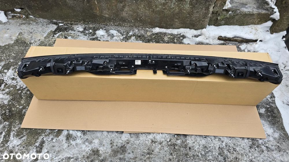 Nissan Ariya 22- Lampa Tylna w Klapę Oryginał - 6