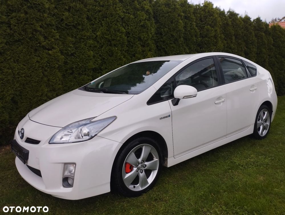 Toyota Prius 1.8 HSD Sol - 1
