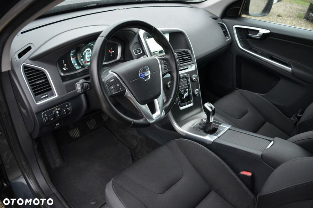 Volvo XC 60 - 22
