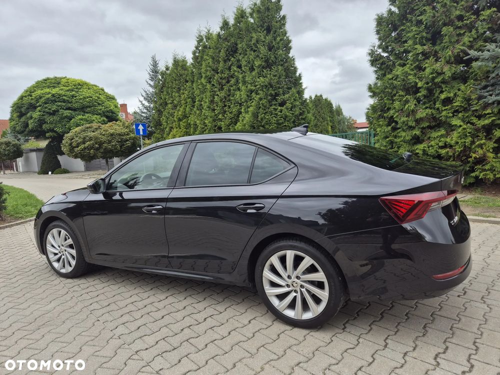Skoda Octavia 2.0 TDI Ambition DSG - 9