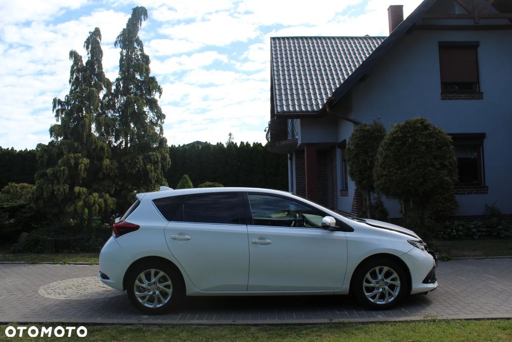 Toyota Auris 1.33 Dual-VVT-i Life Plus - 4
