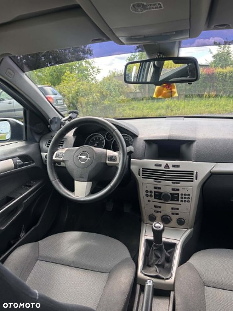 Opel Astra 1.6 - 12