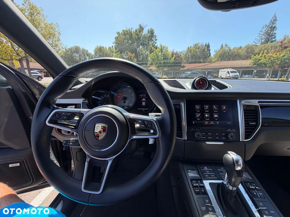 Porsche Macan S - 13