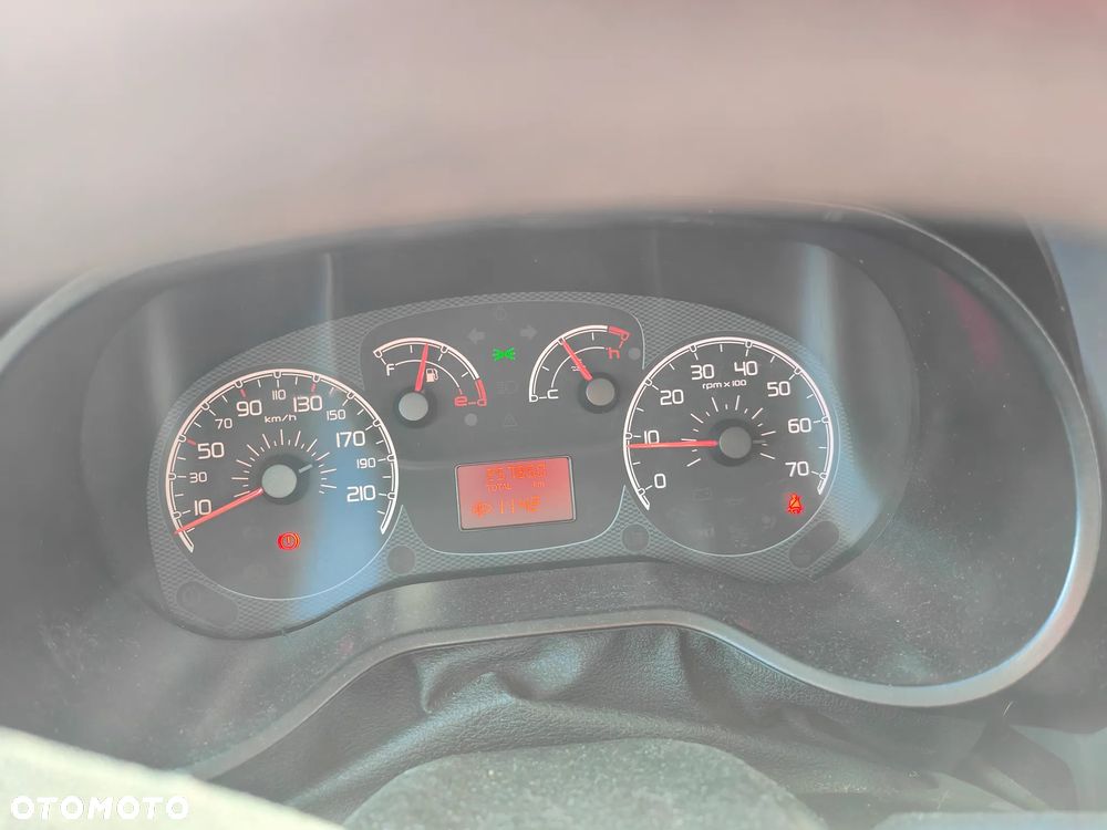 Fiat Doblo 1.4 T-Jet 16V Dynamic - 9