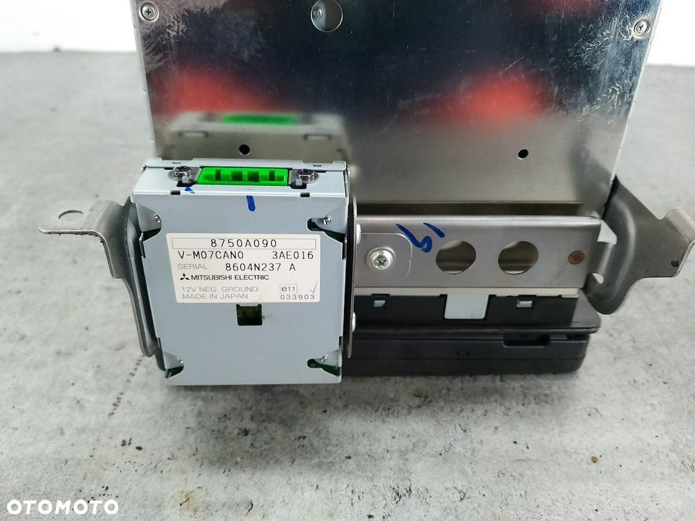 RADIO  MITSUBISHI LANCER IX ( 07-16 ) 8750A184 - 7