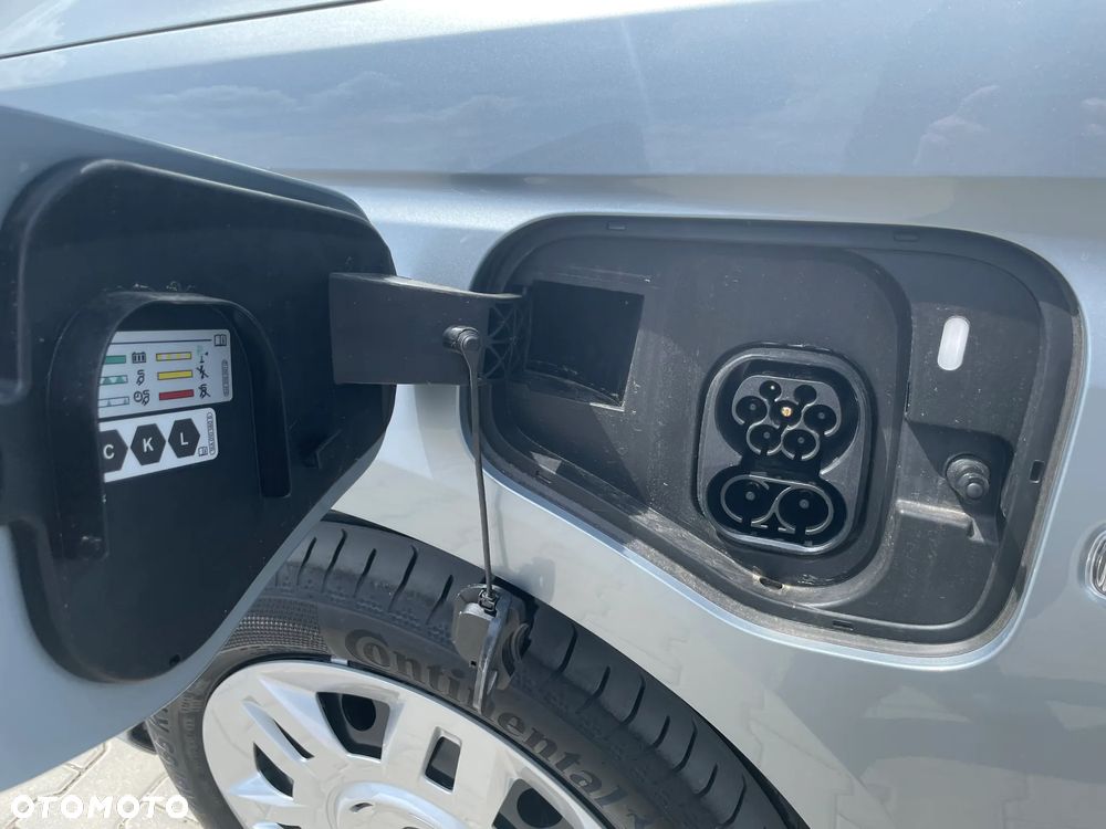 Ford Transit Connect - 22