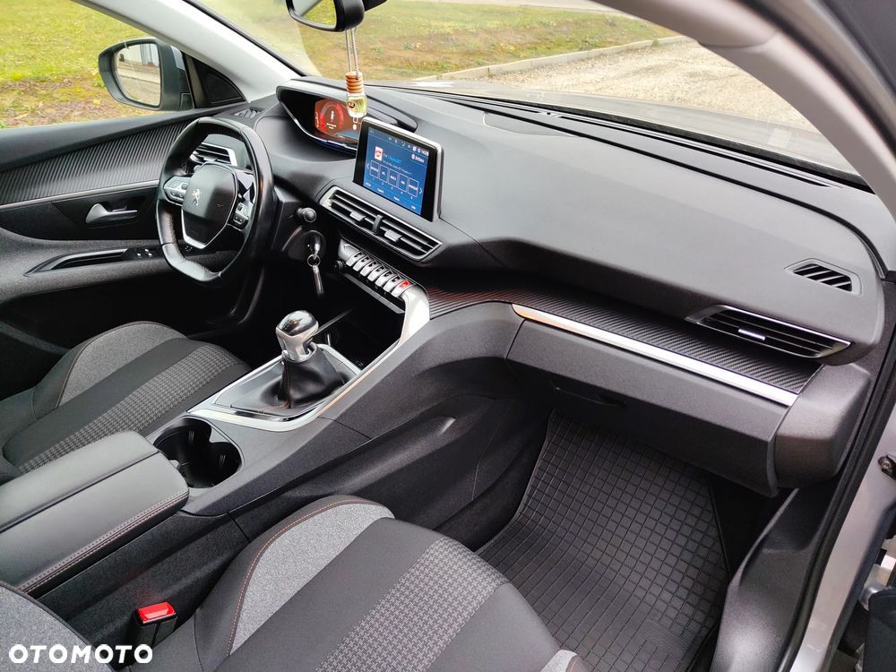 Peugeot 3008 BlueHDi 130 Stop & Start Allure - 28