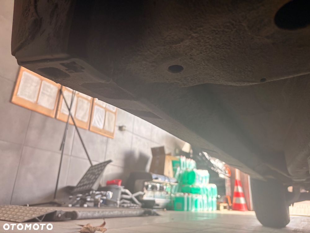 Suzuki Grand Vitara 1.6 Comfort - 21