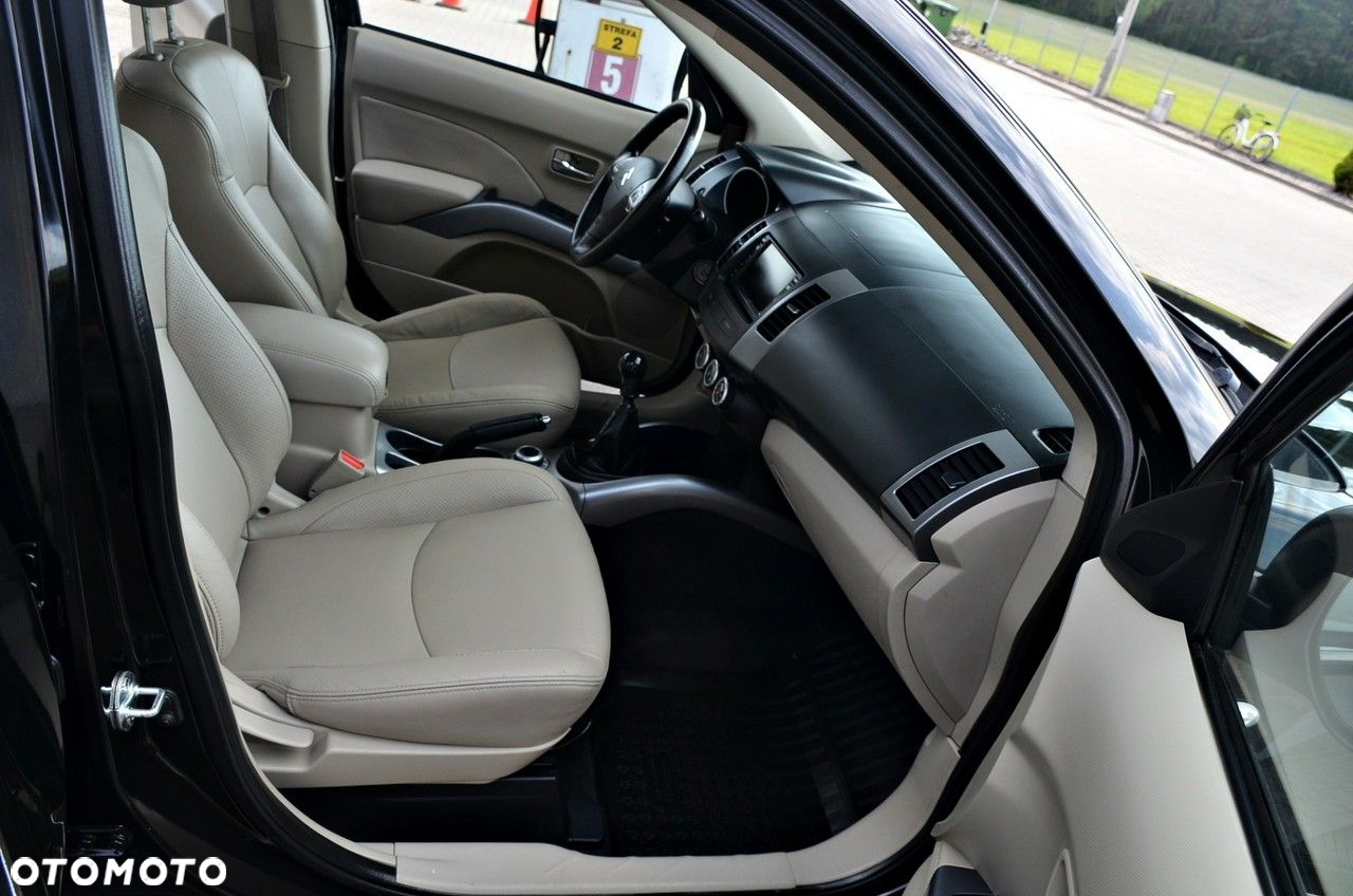 Citroën C-Crosser - 17